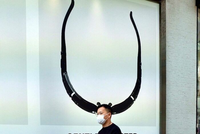 Fotógrafo de rua observa e tira fotos em momentos acidentais engraçadas 15