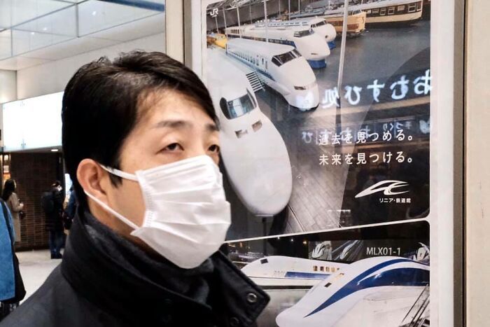 Fotógrafo de rua observa e tira fotos em momentos acidentais engraçadas 19