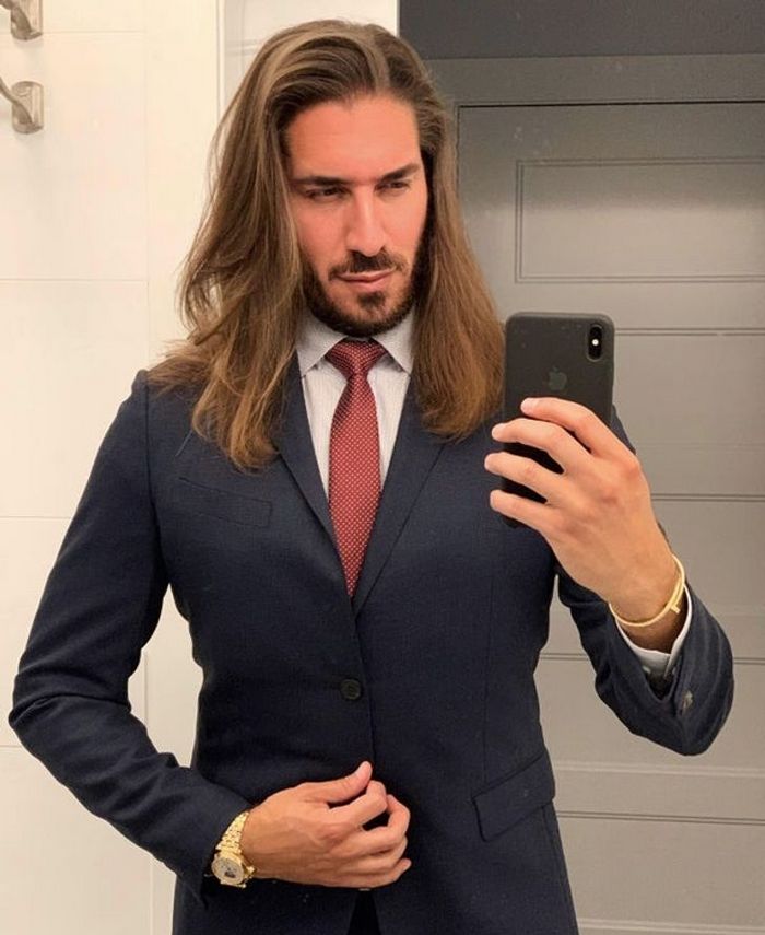 17 homens cujos cabelos podem fazer qualquer mulher chorar de inveja 17