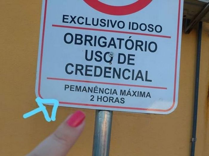 24 placas de avisos com erros engraçados de escrita 14