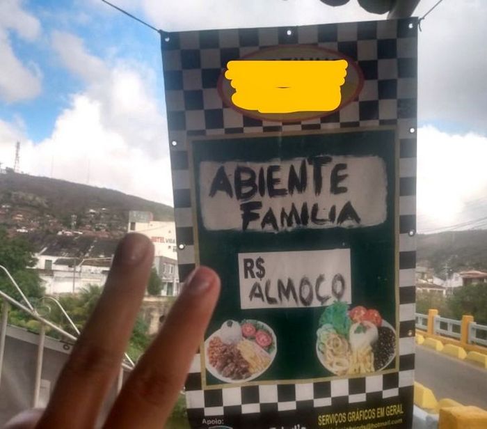 24 placas de avisos com erros engraçados de escrita 10