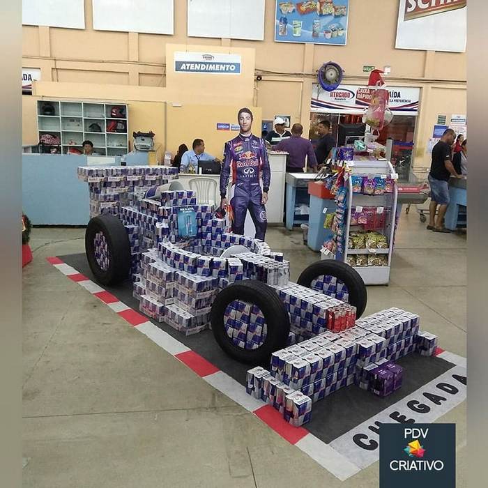 26 gênios brasileiros da decoração de supermercado 5