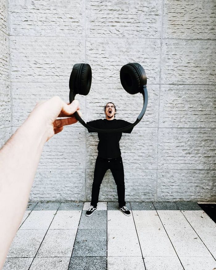 Este fotógrafo usa o poder da perspectiva para criar 40 fotos incríveis 30