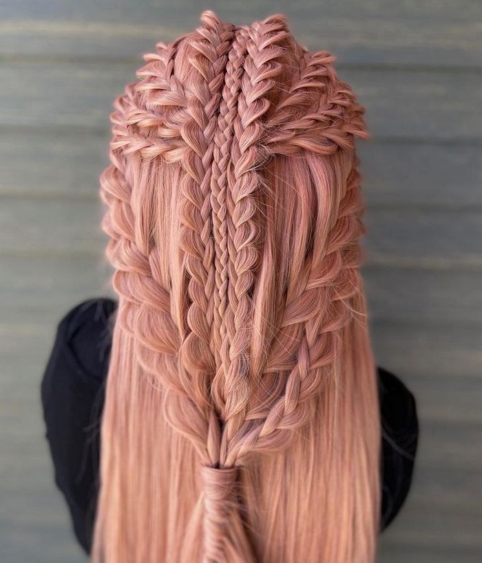 Um cabeleireiro cria penteados incríveis que se tornam virais em um piscar de olhos 15