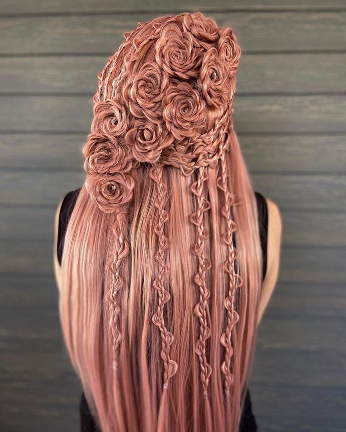 Um cabeleireiro cria penteados incríveis que se tornam virais em um piscar de olhos 32