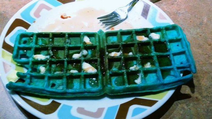 22 pessoas que são verdadeiros desastres na cozinha 9
