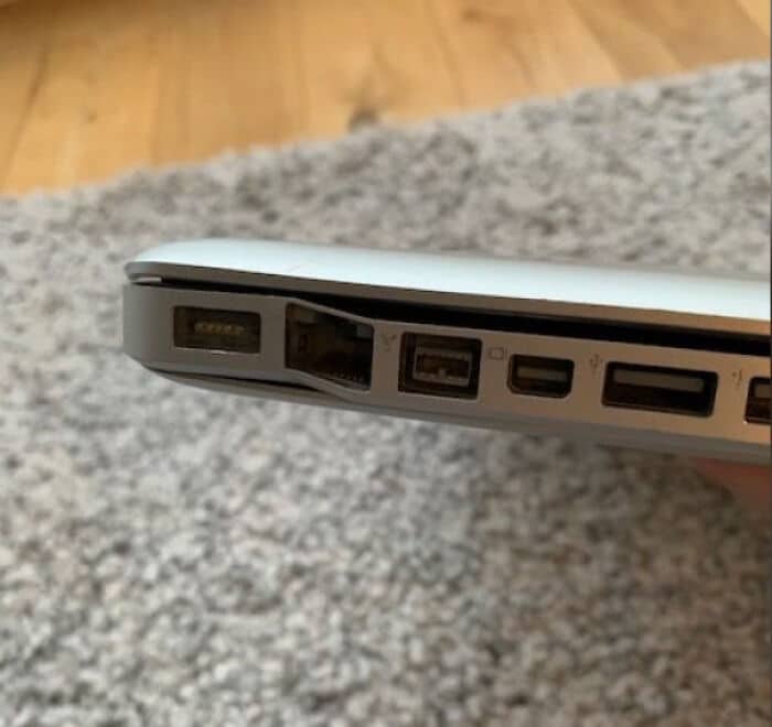 As pessoas do suporte técnico estão compartilhando os piores casos que viram durante o trabalho 25