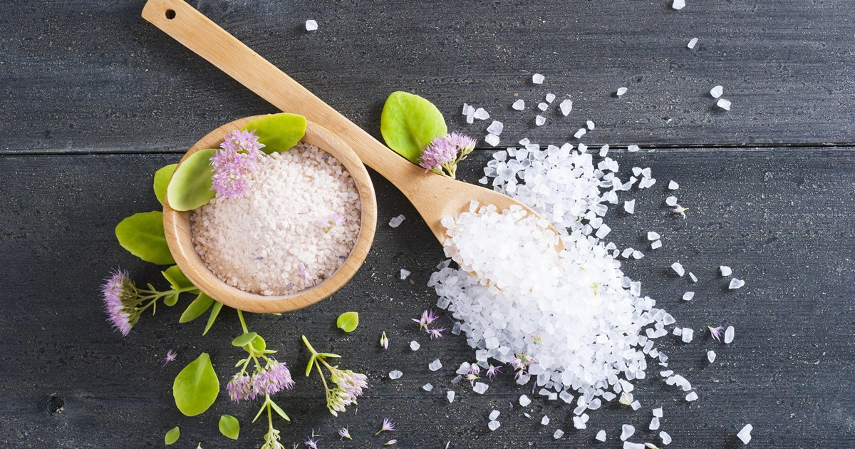 Banho de descarrego para eliminar as energias negativas e se proteger