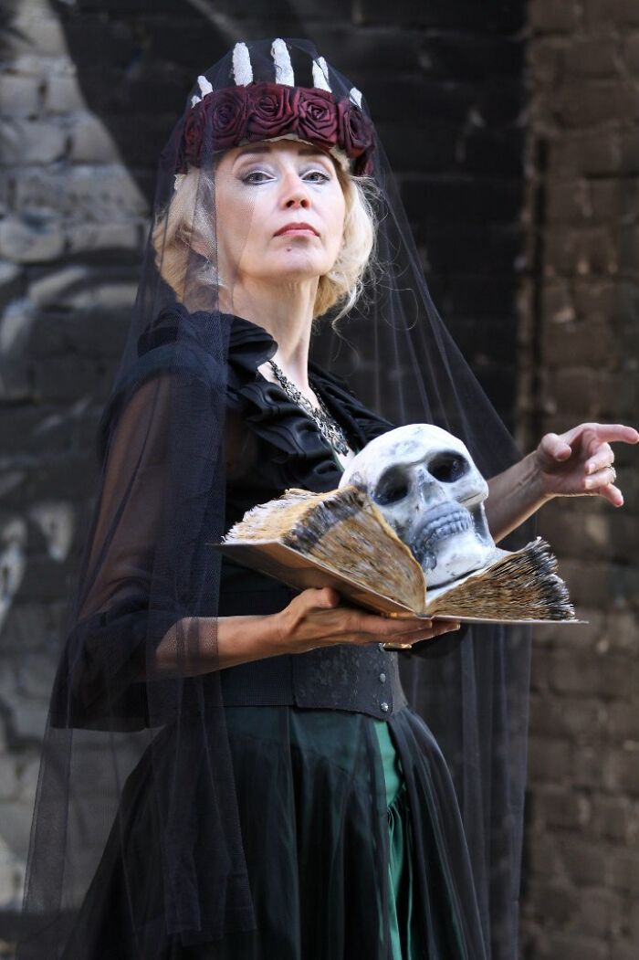 Esta avó russa de 58 anos faz suas próprias fantasias nestes 46 cosplays 23