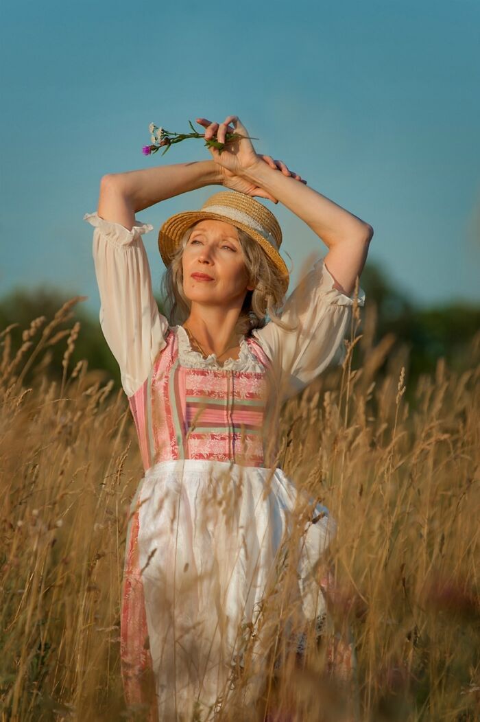 Esta avó russa de 58 anos faz suas próprias fantasias nestes 46 cosplays 26