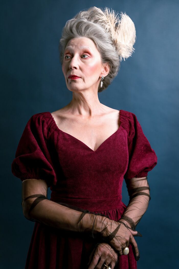 Esta avó russa de 58 anos faz suas próprias fantasias nestes 46 cosplays 29