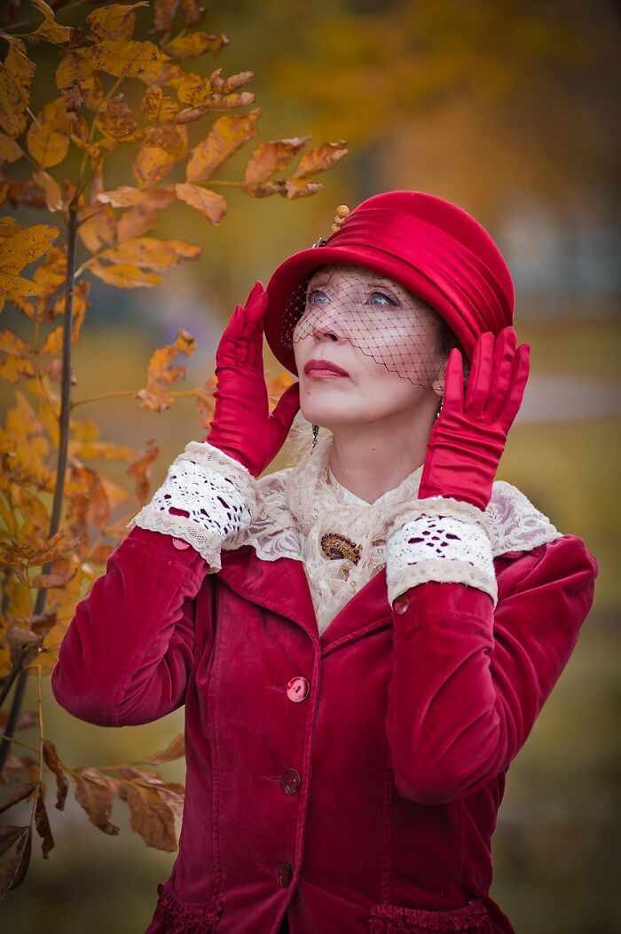 Esta avó russa de 58 anos faz suas próprias fantasias nestes 46 cosplays 37