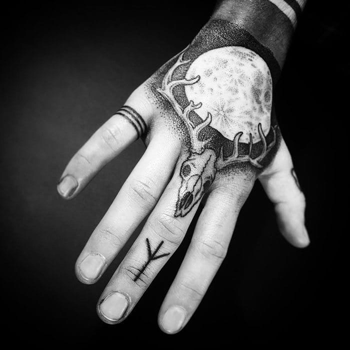 52 melhores tatuagem Viking e Nórdica para você se inspirar 26