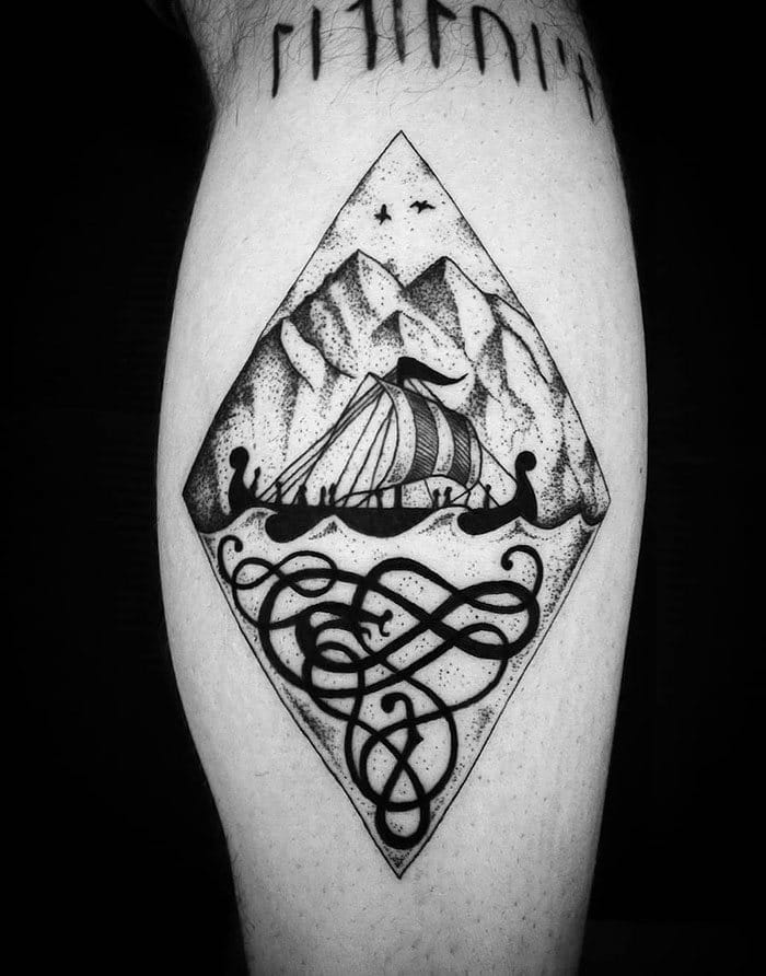 52 melhores tatuagem Viking e Nórdica para você se inspirar 46