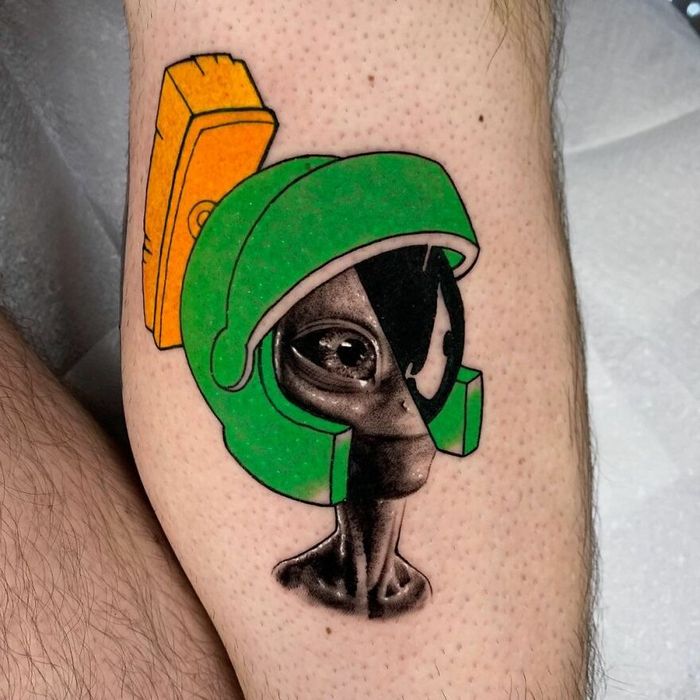 46 tatuagens de personagens populares misturadas em dois estilos diferentes 32