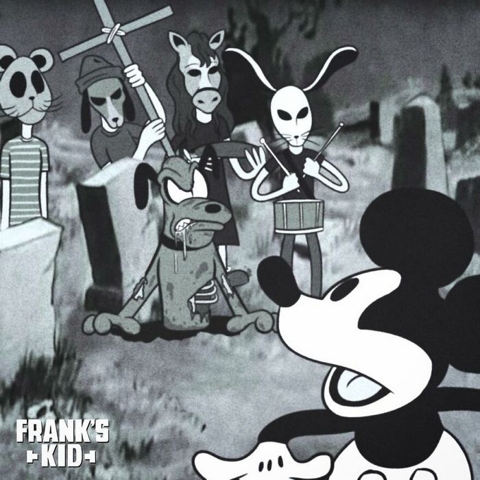 Mickey e Minnie encontram personagens de terror 13