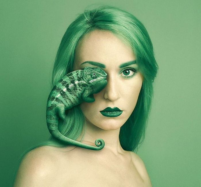 Artista húngara compartilha os olhos dos animais em sua série de autoretratos (19 fotos) Tediado Artista húngara compartilha os olhos dos animais em sua série de autoretratos (19 fotos) Tediado