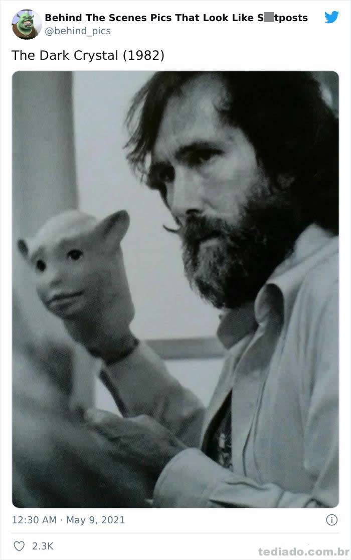 Esta página do Twitter reúne fotos dos bastidores que parecem memes ruins (30 fotos) 8