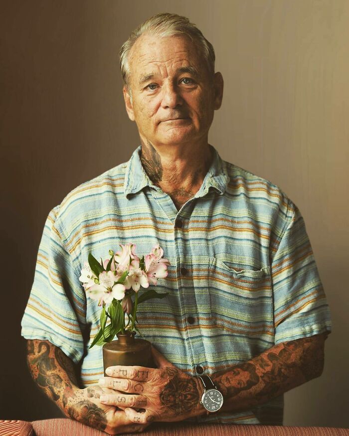 Qual seria a aparência de 48 celebridades se tivessem tatuagens legais 33