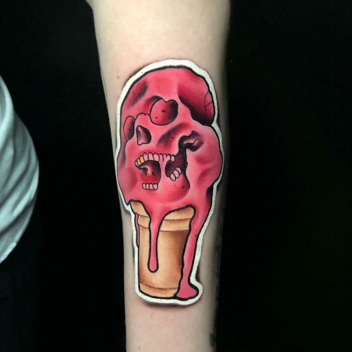 Tatuador cria tatuagens em adesivos que parecem reais (54 fotos) 23