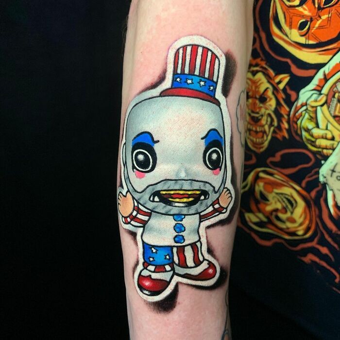 Tatuador cria tatuagens em adesivos que parecem reais (54 fotos) 32