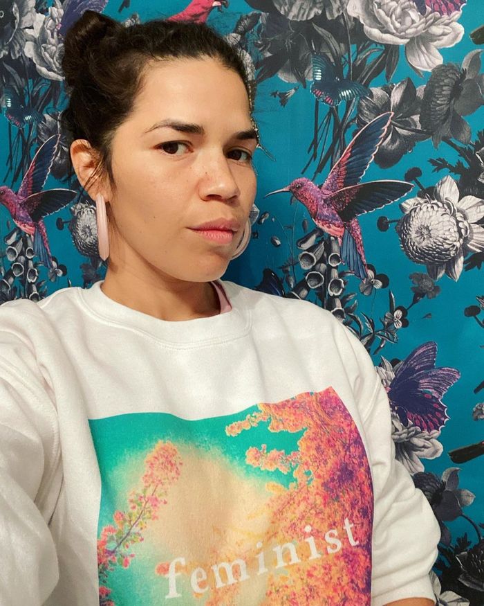 Veja como estão os atores do filme Quatro Amigas e Um Jeans Viajante 2