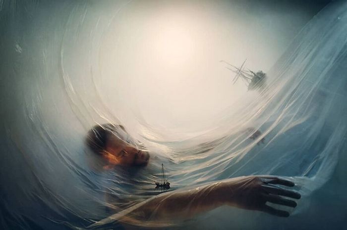 Este artista cria edições surreais e caprichosas (45 fotos) 1