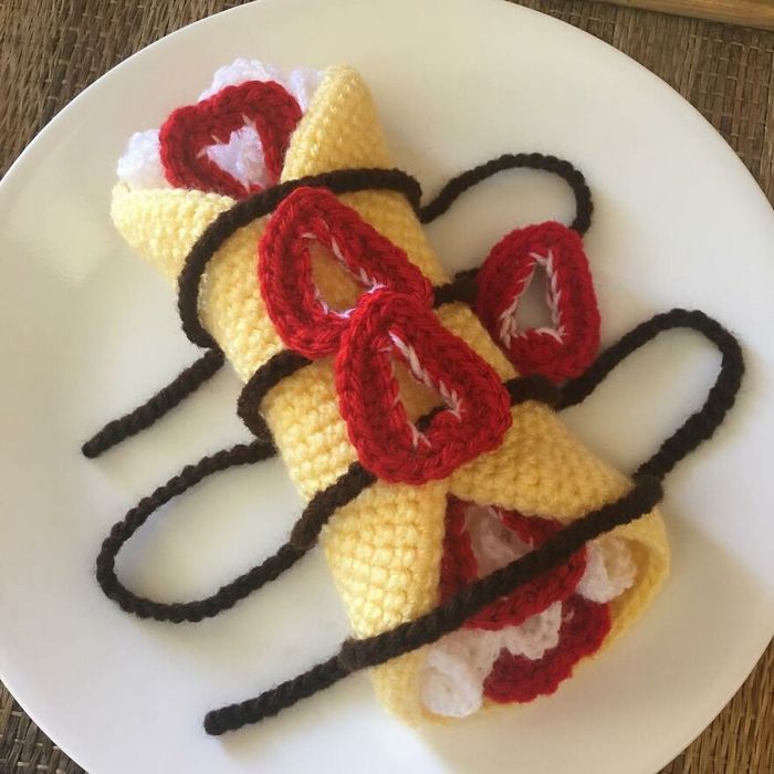 Artista cria comida de crochê com aparência deliciosa e você provavelmente vai querer comê-la (34 fotos) 26