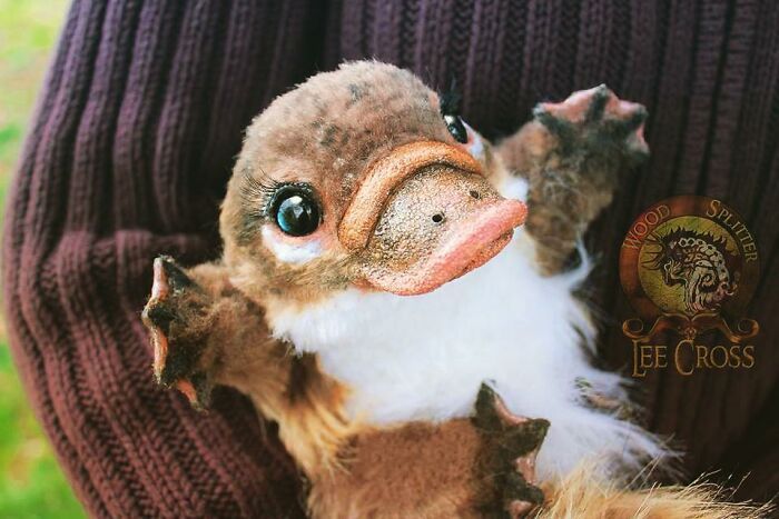 Esta artista faz esculturas de animais em madeira e pele sintética (38 fotos) 16