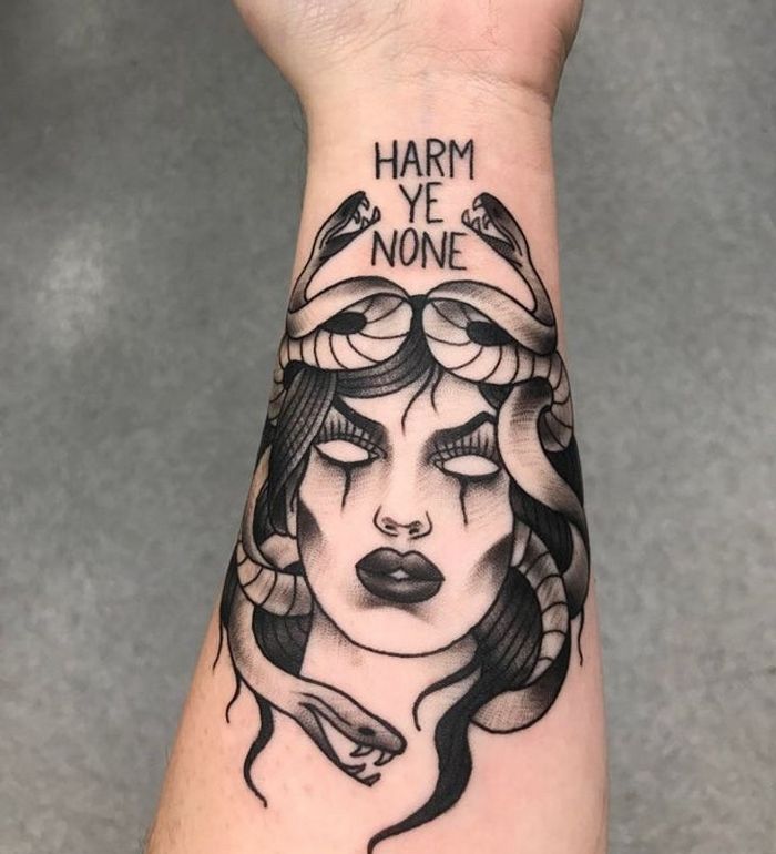 17 histórias engraçadas e emocionantes por trás de tatuagens 6