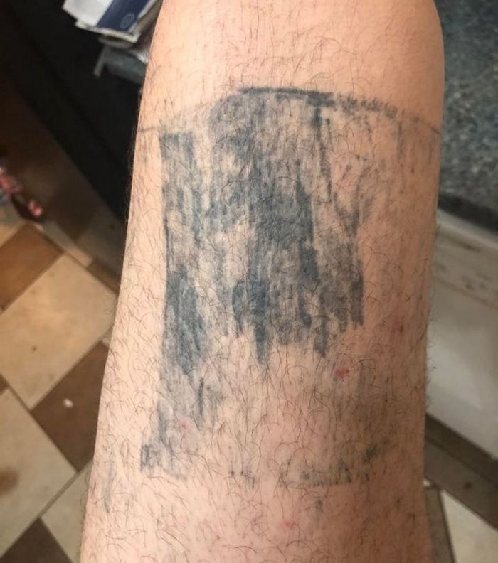 17 histórias engraçadas e emocionantes por trás de tatuagens 10