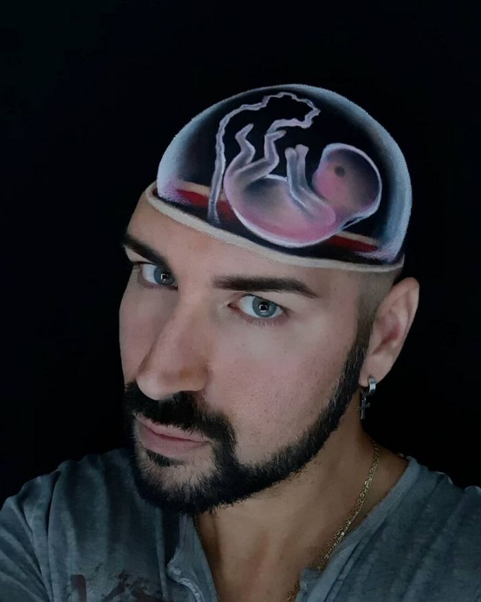 Artista italiano usa seu corpo como uma tela para criar ilusões ópticas realistas (42 fotos) 14