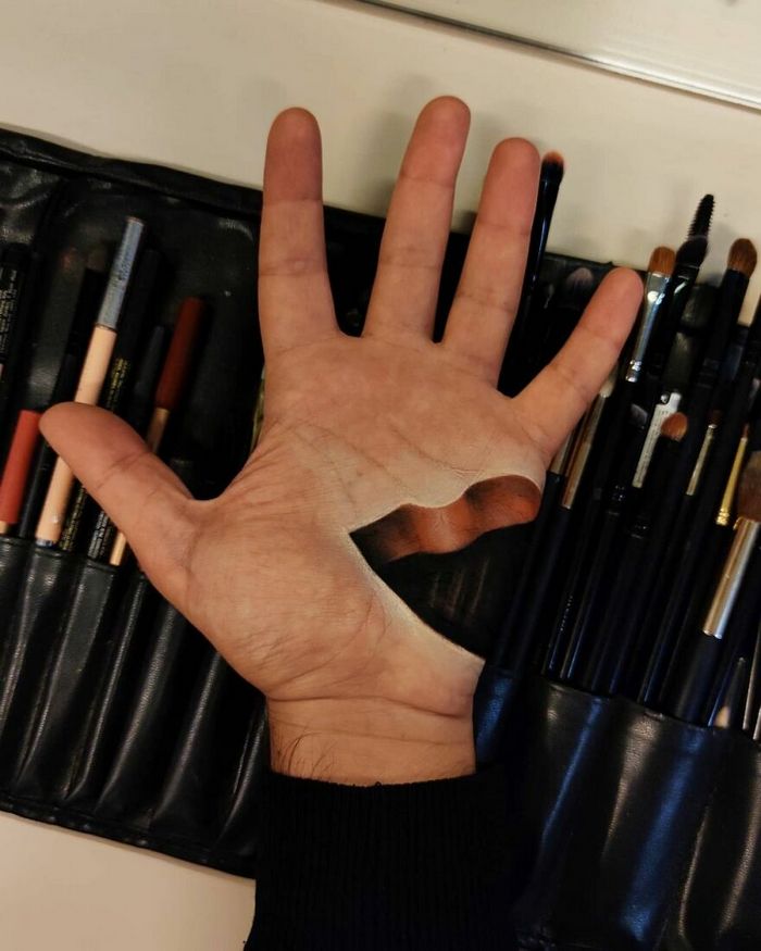 Artista italiano usa seu corpo como uma tela para criar ilusões ópticas realistas (42 fotos) 37