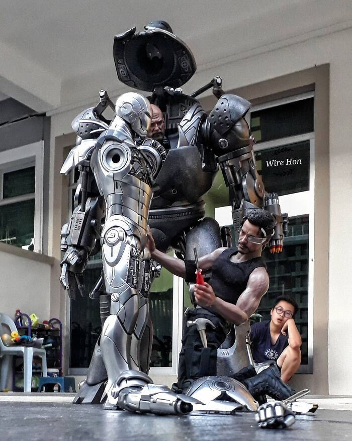 Este cara usa a perspectiva para criar cenas incríveis com bonecos de super-heróis (40 fotos) 15