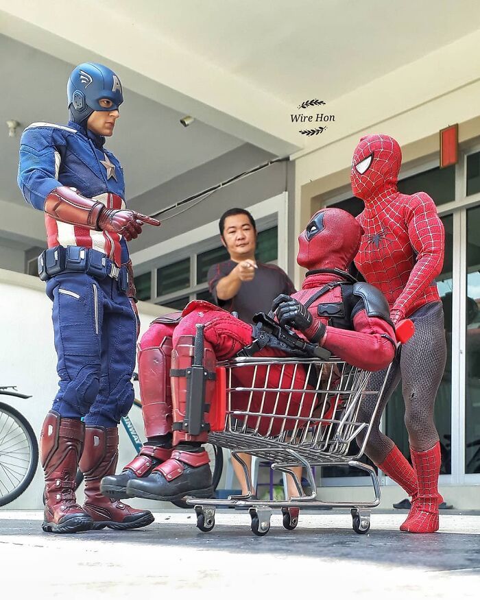 Este cara usa a perspectiva para criar cenas incríveis com bonecos de super-heróis (40 fotos) 37