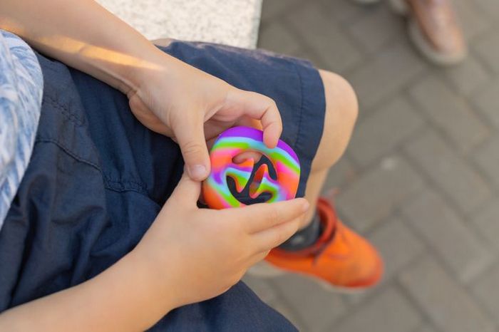 Fatos sobre Fidget Toys o brinquedo que é mania do momento entre as crianças 7