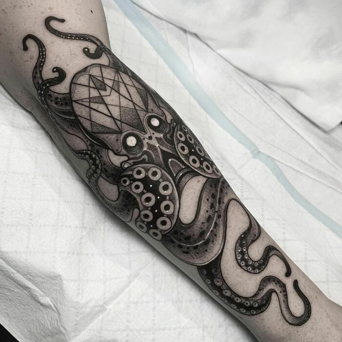 54 tatuagens inspiradas no Halloween de pessoas que fizeram seu amor pelo terror permanente 10