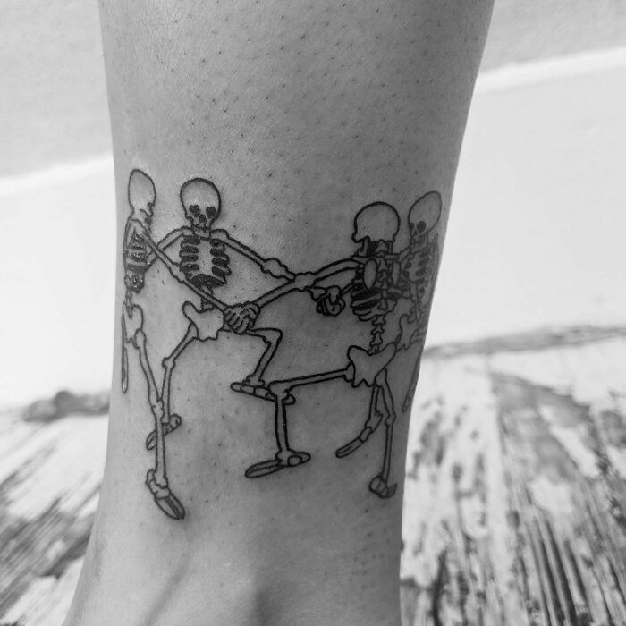 54 tatuagens inspiradas no Halloween de pessoas que fizeram seu amor pelo terror permanente 11