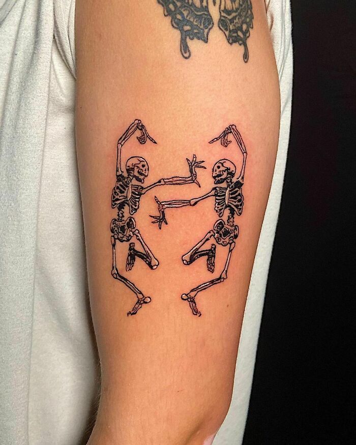54 tatuagens inspiradas no Halloween de pessoas que fizeram seu amor pelo terror permanente 23
