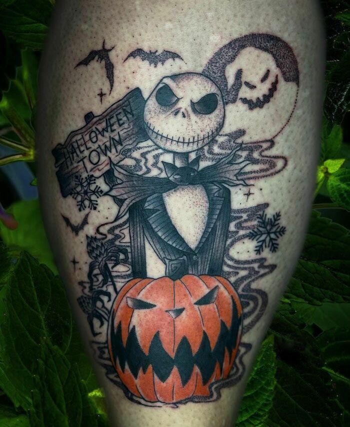 54 tatuagens inspiradas no Halloween de pessoas que fizeram seu amor pelo terror permanente 47