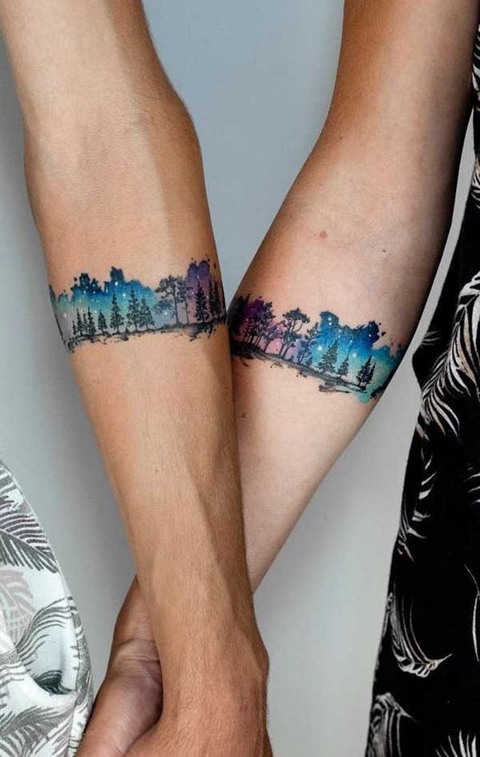 32 ideias de tatuagens de braceletes 25