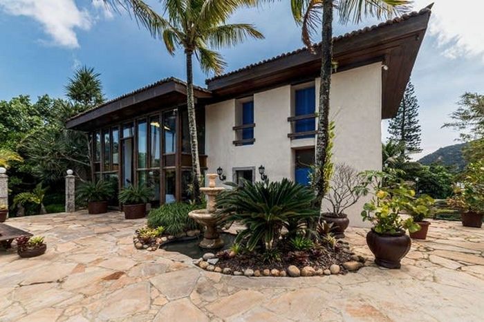 8 casas de séries e filmes estão disponíveis para você se hospedar 6