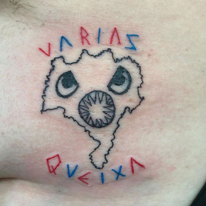 Esta tatuadora não consegue desenhar e é precisamente por isso que seus clientes a escolheram (32 fotos) 12