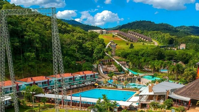 15 melhores parques aquáticos no Brasil 15