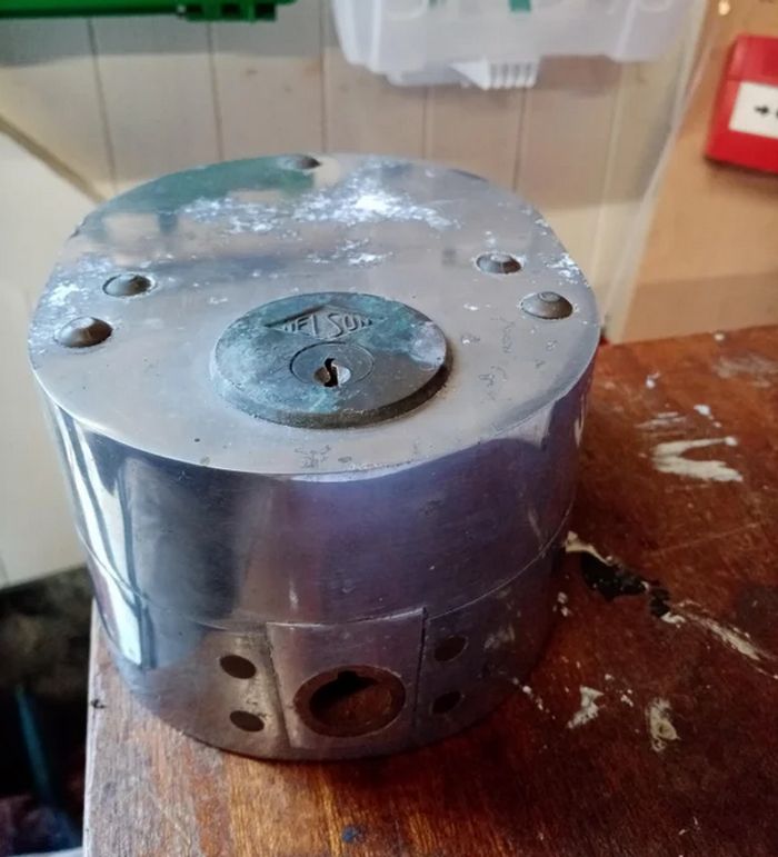 17 pessoas que desvendaram mistérios envolvendo achados incomum 14