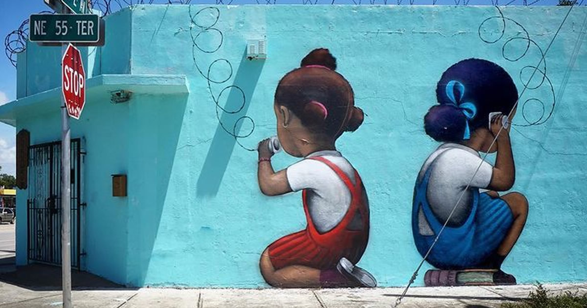 Um artista pinta murais animados que podem alegrar sua criança interior (23 fotos) 25