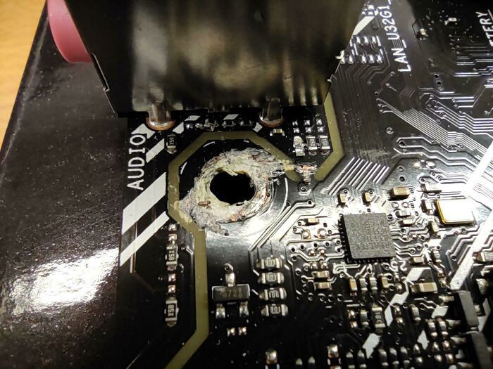 34 vezes que o suporte técnico teve que lidar com casos horríveis durante o trabalho 17