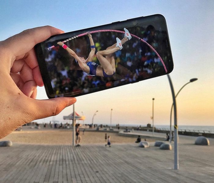 Este artista usa seu celular e sua imaginação para deixar a sua realidade mais divertida (29 fotos) 5