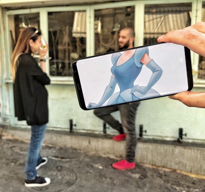 Este artista usa seu celular e sua imaginação para deixar a sua realidade mais divertida (29 fotos) 21