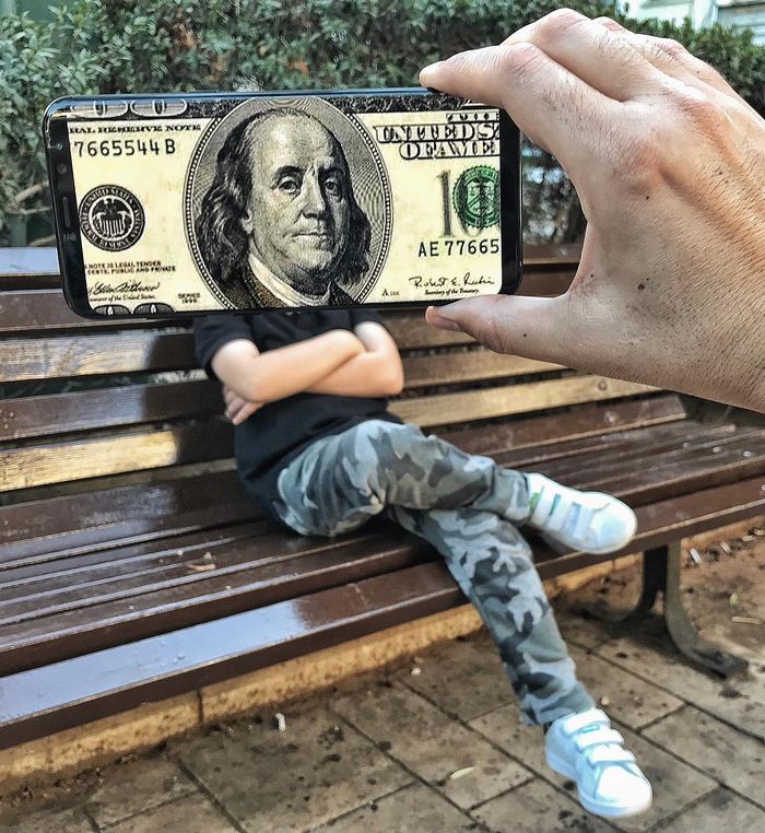 Este artista usa seu celular e sua imaginação para deixar a sua realidade mais divertida (29 fotos) 26